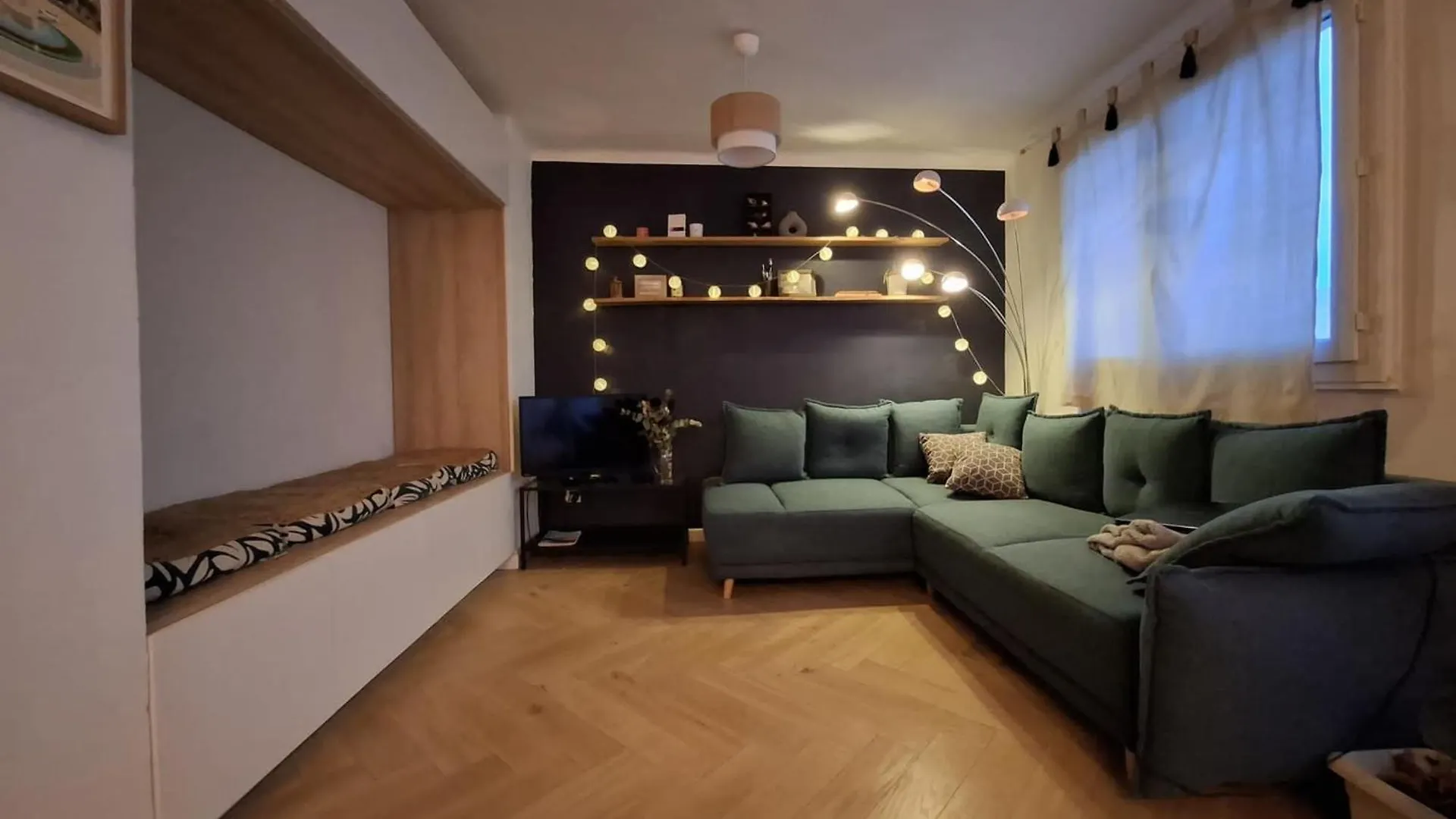 Nice T2 With Wifi And Balcony In Marseille 0*,  France